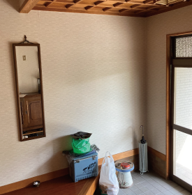 リフォーム・リノベーション　施工例 リフォーム前玄関ホール