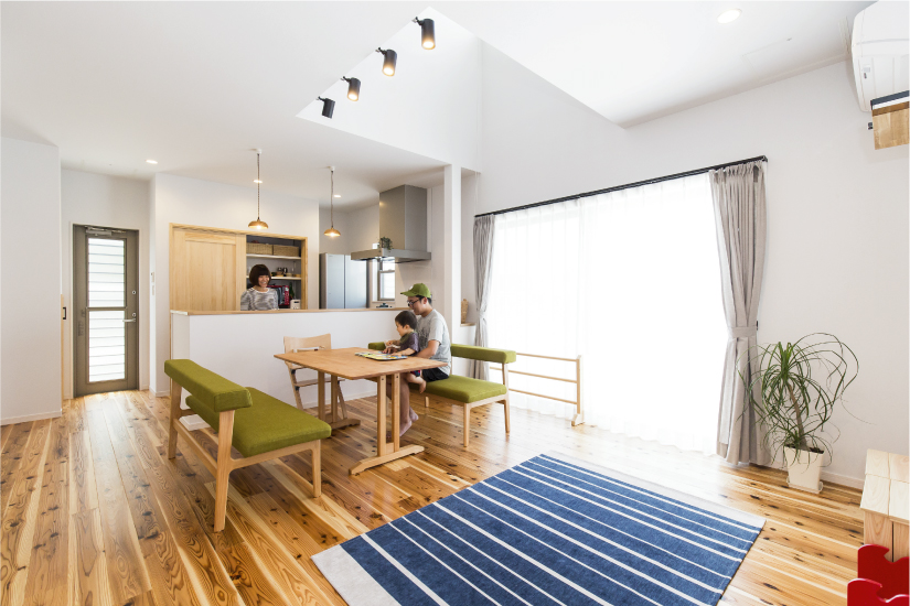 自然素材でコーディネートされた家 の画像1