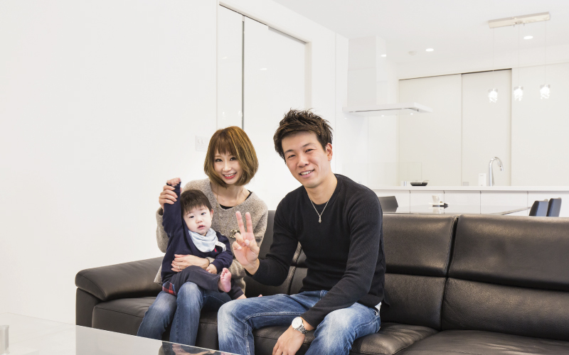 モノトーンのモダンな平屋の家 の画像2