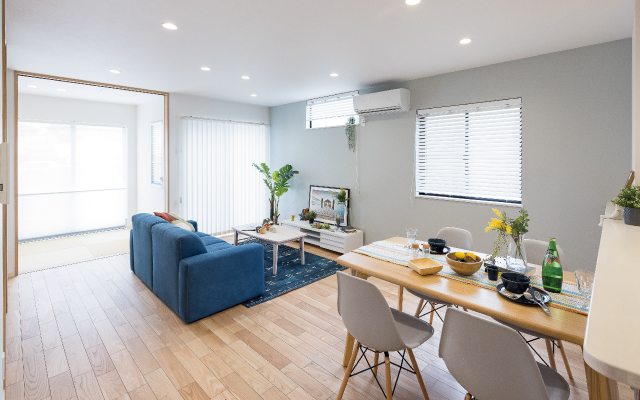 陽当たりの良いリラックスできる家の画像