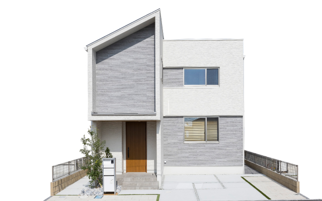 プライベートパティオのある家の画像