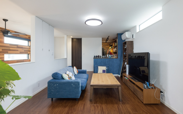 土間×リビング＝カッコいい暮らしの画像